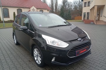 Zarejestrowany -  bezwypadkowy - benzyna - 136.000 km