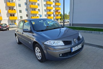 Kupiony w Polsce - benzyna - klimatyzacja - 184.000 km