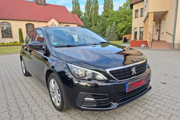 Zarejestrowany - ubezpieczony - serwisowany - bezwypadkowy