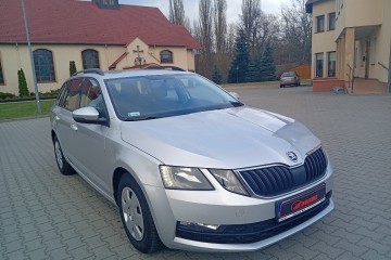 Zakupiony w Polsce - bezwypadkowy- przebieg 108.000 km - 1,6 - 90 KM