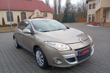 Zarejestrowany - ubezpieczony - benzyna