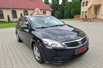 Zarejestrowany - benzyna - przebieg 171.000 km